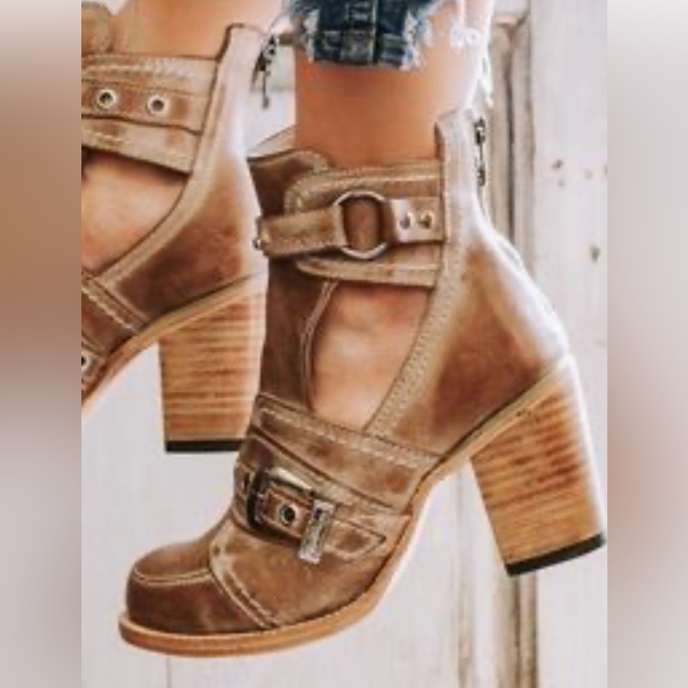 Freebird Sonoma booties in excellent condition